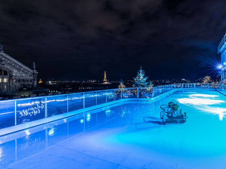 Paris : une patinoire sur le rooftop des Galeries Lafayette