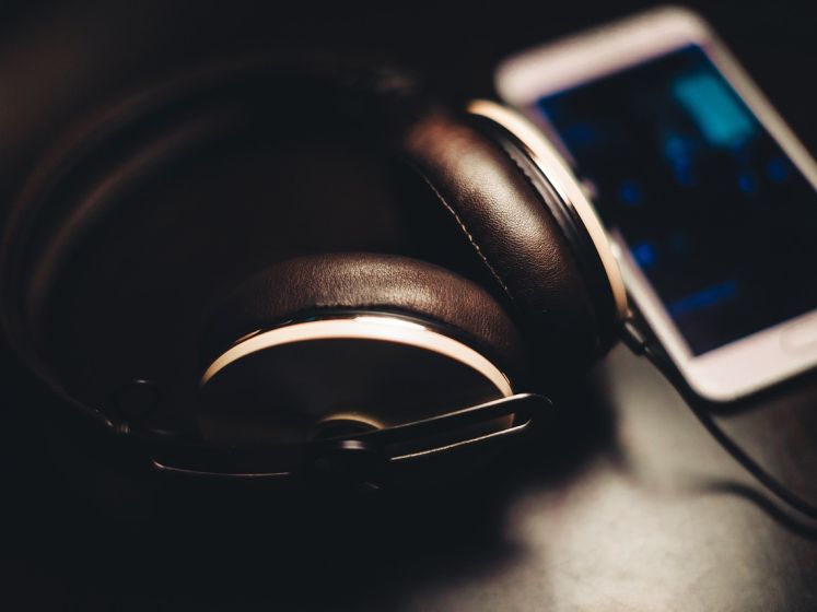 13 novembre : un album créé à l'occasion de la cérémonie commémorative, la liste des morceaux