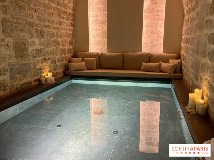 Insolite : ce spa aquatique propose des soins inédits en flottant sur l'eau