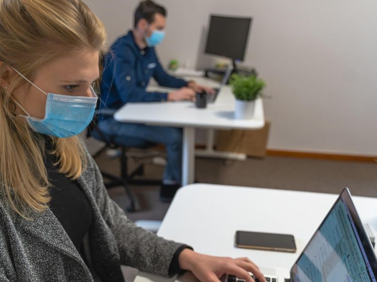 Macron 20h - Coronavirus : vers de nouvelles restrictions ? 