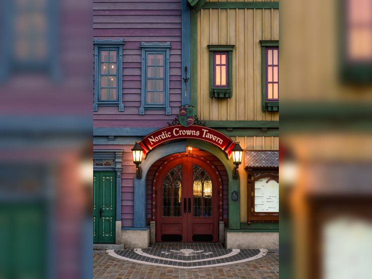 Nordic Crowns Tavern à Disneyland Paris : le restaurant La Reine des Neiges aux saveurs scandinaves