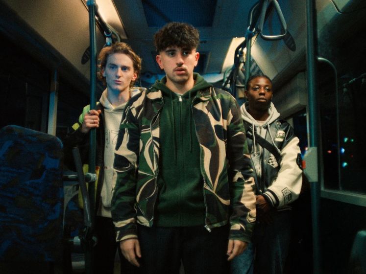 N121 – Bus de nuit, thriller urbain sous tension