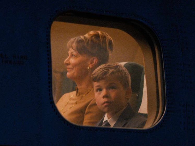 h1_title John Travolta à Cannes 2026 : son premier film Vol de Nuit pour Los Angeles présenté en avant-première