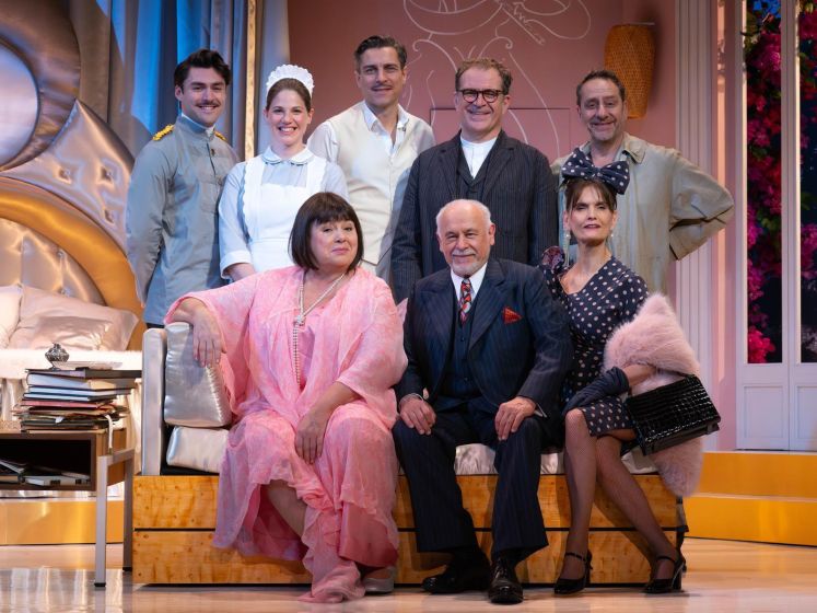 Lily & Lily : Quand la réalité et la fiction s’emmêlent au théâtre