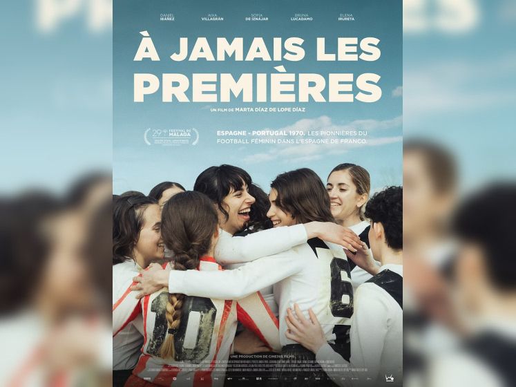 Affiche de À jamais les premières