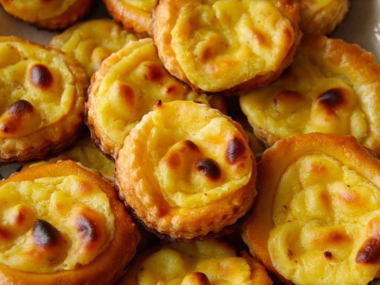 La Fête de la Niflette 2022 à Provins : Dégustation de pâtisseries et animations pour les familles