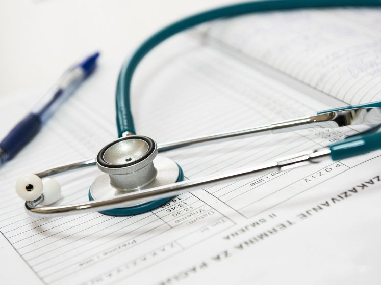 Covid : 2 500 personnes ont demandé un arrêt maladie immédiat avec Ameli lundi 11 janvier