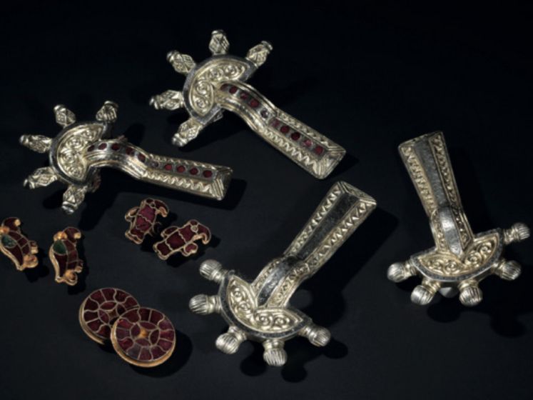 Rouge, archéologie d'une couleur