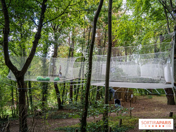 Accrocamp Poissy, le nouvel accrobranche au parc du château de Villiers