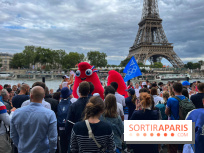Athlètes et flambeau de Paris 2024