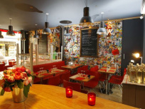 LE CLUB DES 5 RUE DES BATIGNOLES PARIS
PHOTO: S PRESSE CLAUDE SAULNIER