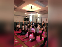 Yoga Rose - julie 2