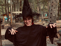 Halloween 2026 à Aventure Floreval (91) : labyrinthe hanté et accrobranche nocturne en forêt