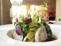 Un pot au feu 100% veggie à l'Opéra Restaurant