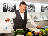 Le chef Christian Constant revisite la street food pour Deliveroo