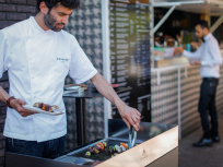 C'est l'heure du barbecue sur le rooftop du Terrass" Hotel !