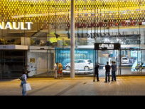 Découvrez l'Atelier Renault sur les Champs Elysées