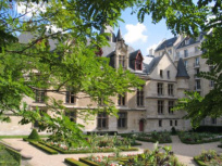 La Bibliothèque Forney à nouveau ouverte au public