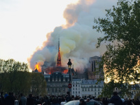 La Cathédrale Notre-Dame de Paris victime d'un incendie