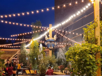 88 Ménilmontant : la friche estivale éphémère de La Bellevilloise s'ouvre à nous