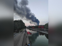 Incendie en cours à Bobigny, 200 pompiers mobilisés