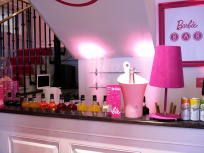 Le Barbie bar débarque à Paris 