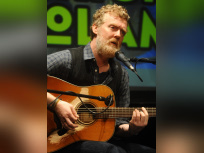 Glen Hansard, le chanteur et musicien irlandais, est décédé à l'âge de 56 ans