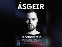 Ásgeir en concert au Bataclan de Paris en octobre 2017
