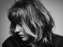 Vidéo : Jane Birkin dévoile le clip de "Oh! Pardon tu dormais" avec Etienne Daho 