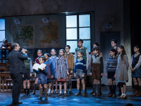 Les Choristes, le spectacle musical, aux Folies Bergère de Paris