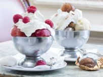 Cet été Angelina revisite la coupe glacée