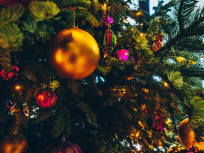 Village de Noël 2025 avec manèges, trampolines et bar à huitres au cœur de Vauhallan (91)