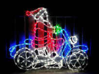 Bon plan : Assistez à la descente du Père Noël lors d'une soirée avec DJ set et feu d'artifice en région parisienne