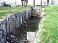 Connaissez-vous cette mystérieuse "Cave aux Fées" dans les Yvelines, vestige du néolithique ?