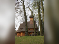 Découvrez une église insolite en bois cachée en région parisienne ! 