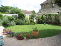 Découvrez le jardin du Musée de l'Absinthe pour les Rendez-Vous aux Jardins 2026 en région parisienne