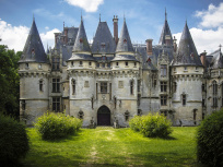 Ce château de la Renaissance à l'architecture remarquable a failli disparaitre !