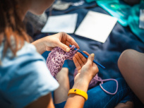 Couture, tricot, broderie : le bon plan pour s'occuper pendant le confinement