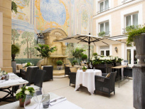 Couvre-feu : à l'hôtel Castille, une offre dîner et chambre aux accents italiens