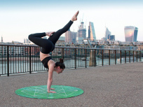 Des cours de yoga avec une vue imprenable sur Paris !