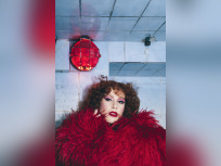 Les Meneuses : la revue qui revisite le cabaret au Théâtre Les Étoiles