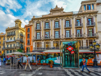 Coronavirus : la Catalogne ferme ses discothèques et instaure un couvre-feu