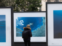 Exposition 1 Océan sur le parvis de la Gare de Lyon