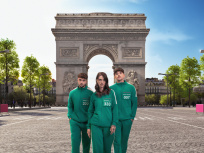 "1, 2, 3 Soleil" version Squid Game avec Maghla, Just Riadh et Inoxtag sur les Champs-Elysées