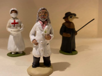 Le professeur Didier Raoult prend place dans la crèche de Noël en 2020