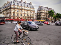 Coronavirus : des boulevards bientôt transformés en pistes cyclables à Paris ? 