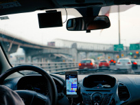 Coronavirus : les VTC et taxis sollicitent les aides de l'Etat 