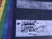 Paris : le street-artiste de "L'amour court les rues" accusé de viol, ouverture de l'enquête