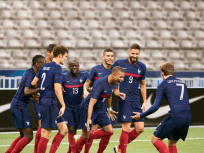 Équipe de France : le nouveau maillot des Bleus présenté par Kylian Mbappé 