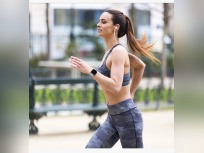 Cours de fitness gratuit avec Marine Lorphelin, ex Miss France 